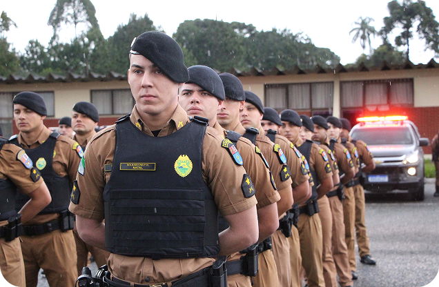 Policiais da APCS em formação